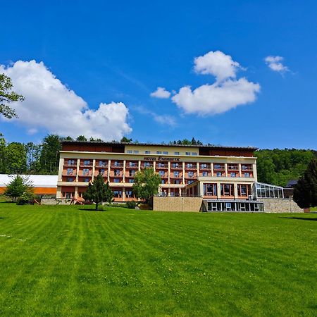 Wellness Resort Energetic Rožnov pod Radhoštěm Екстериор снимка