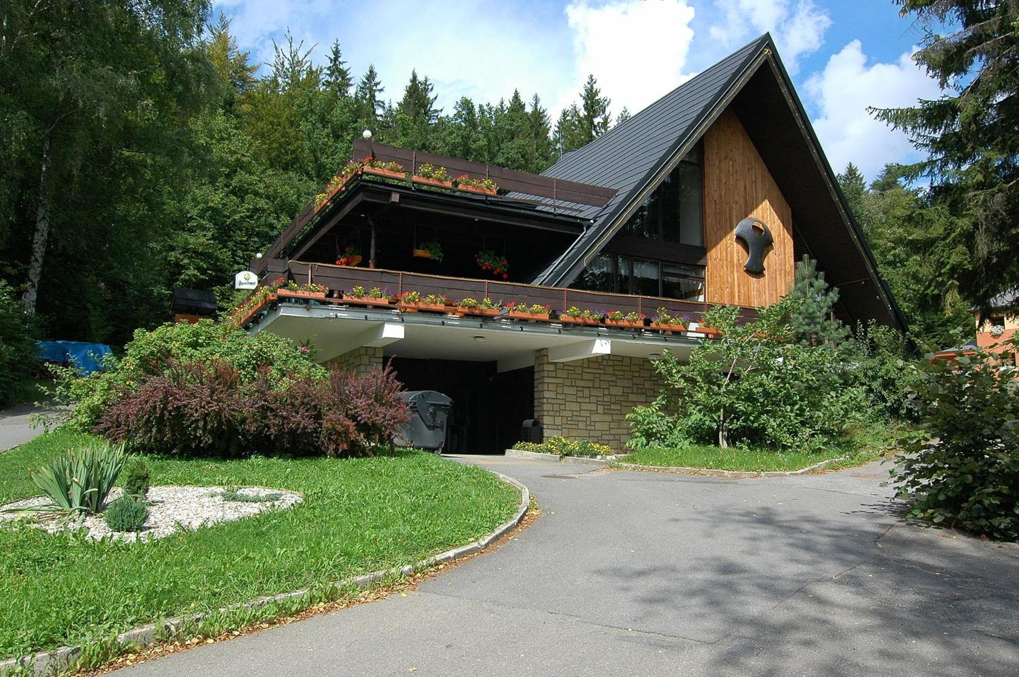 Wellness Resort Energetic Rožnov pod Radhoštěm Екстериор снимка