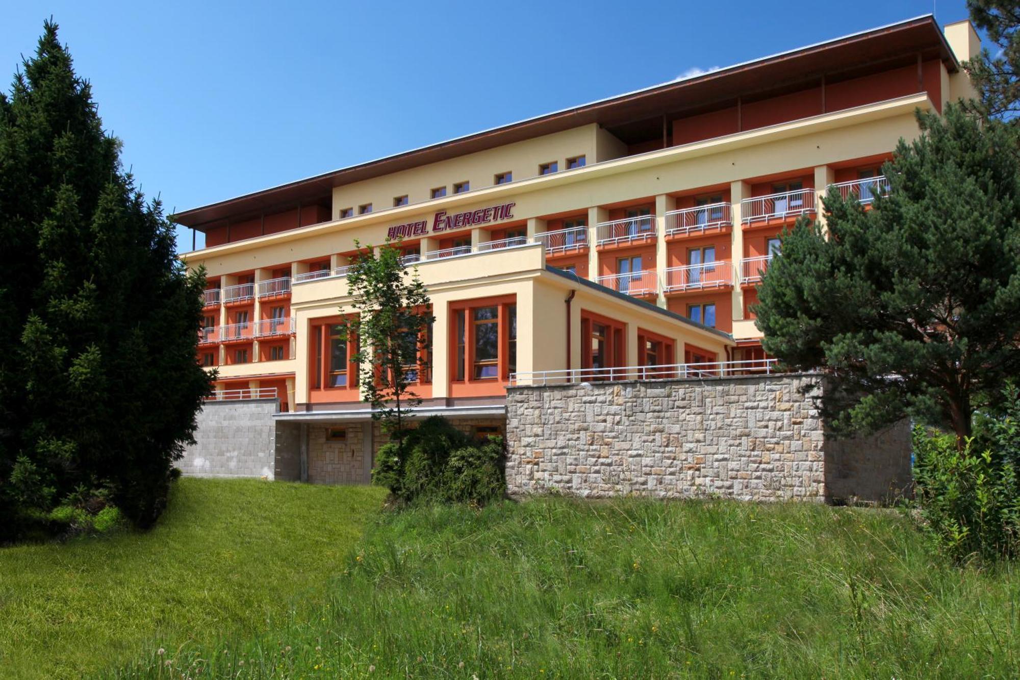 Wellness Resort Energetic Rožnov pod Radhoštěm Екстериор снимка