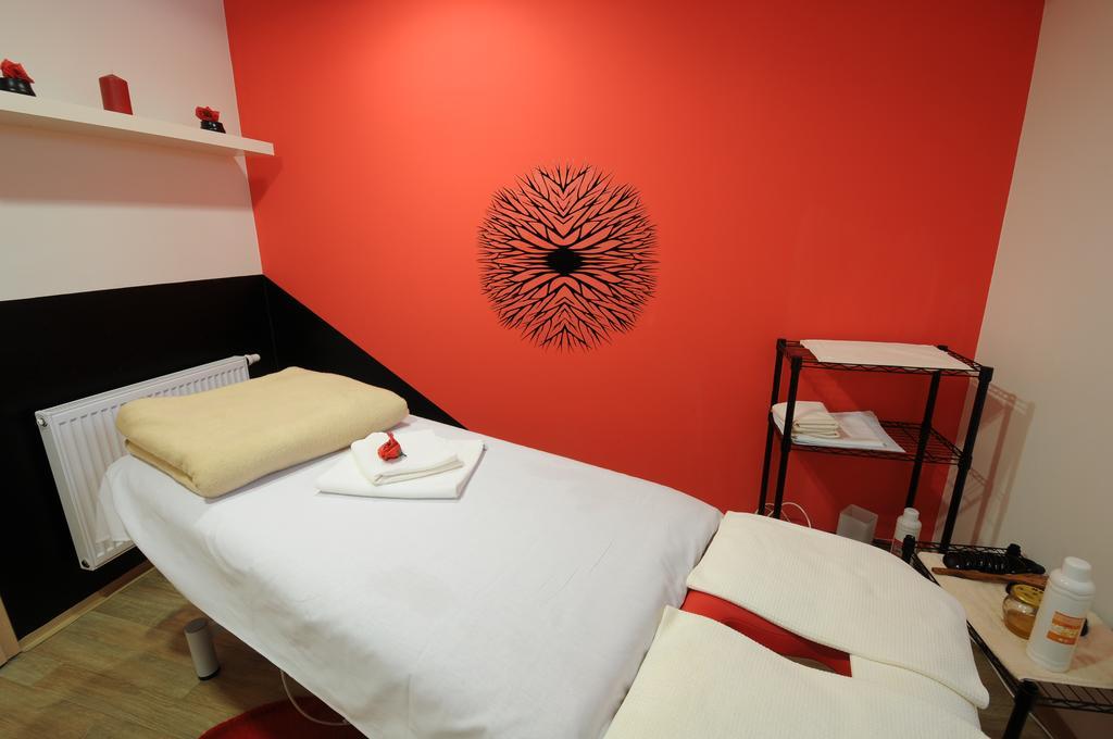 Wellness Resort Energetic Rožnov pod Radhoštěm Екстериор снимка