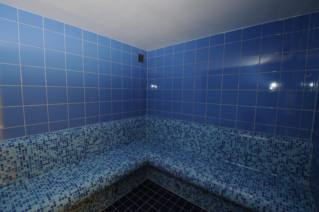 Wellness Resort Energetic Rožnov pod Radhoštěm Екстериор снимка